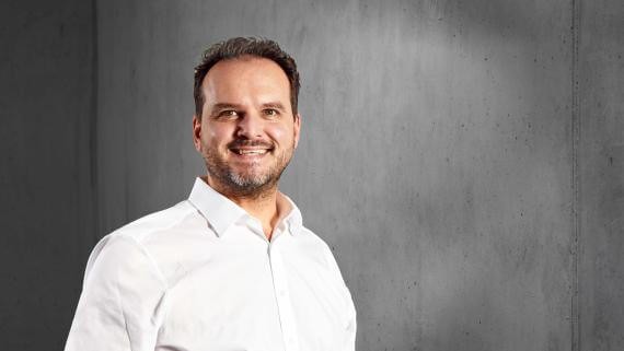Alan Ravizza Alan Ravizza