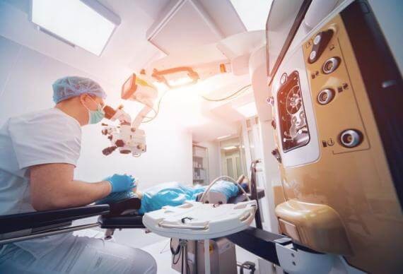 pressure sensors for ophthalmic surgery instruments